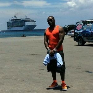 Meet your Posher, Neil